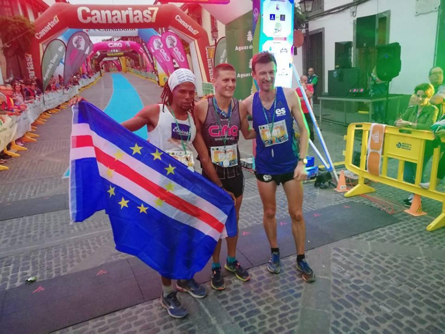 Atletismo: Kueny Miranda medalha de prata nos 15 km do Desafio dos Picos em Canárias