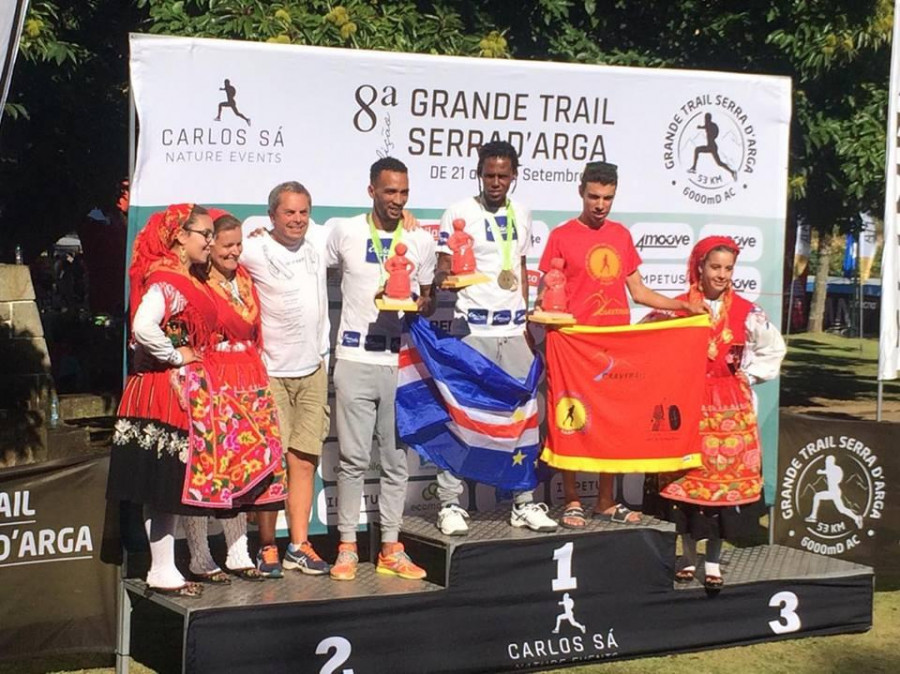 Atletismo: Kueny Miranda medalha de ouro nos 14 Km do Grande Trail Serra D’arga em Portugal