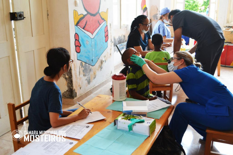 Solidariedade: Médicos da Missão Internacional Hispânica realizam consultas odontológicas gratuitas em Mosteiros