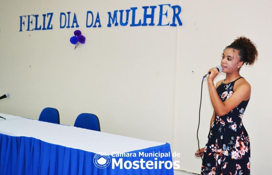 Efeméride: Feira de Saúde e Atividades Culturais no Dia da Mulher Caboverdeana