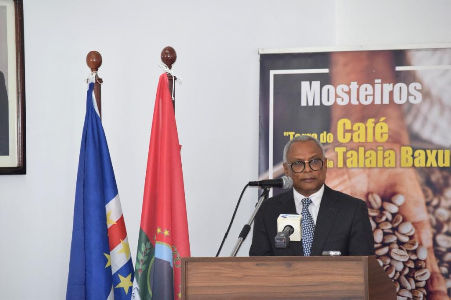 Festas do Município: Chefe de Estado preside à Sessão Solene da Assembleia Municipal