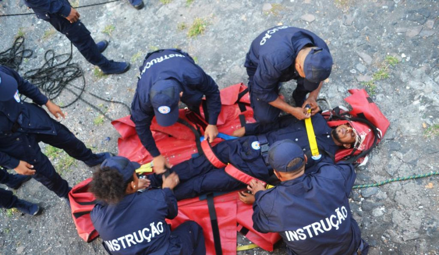 Proteção Civil: Câmara Municipal organiza formação de Bombeiros Voluntários